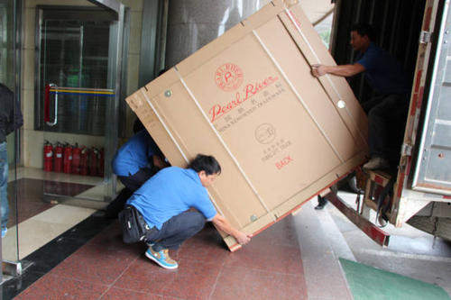 吕梁钢琴贵重工艺品无忧运